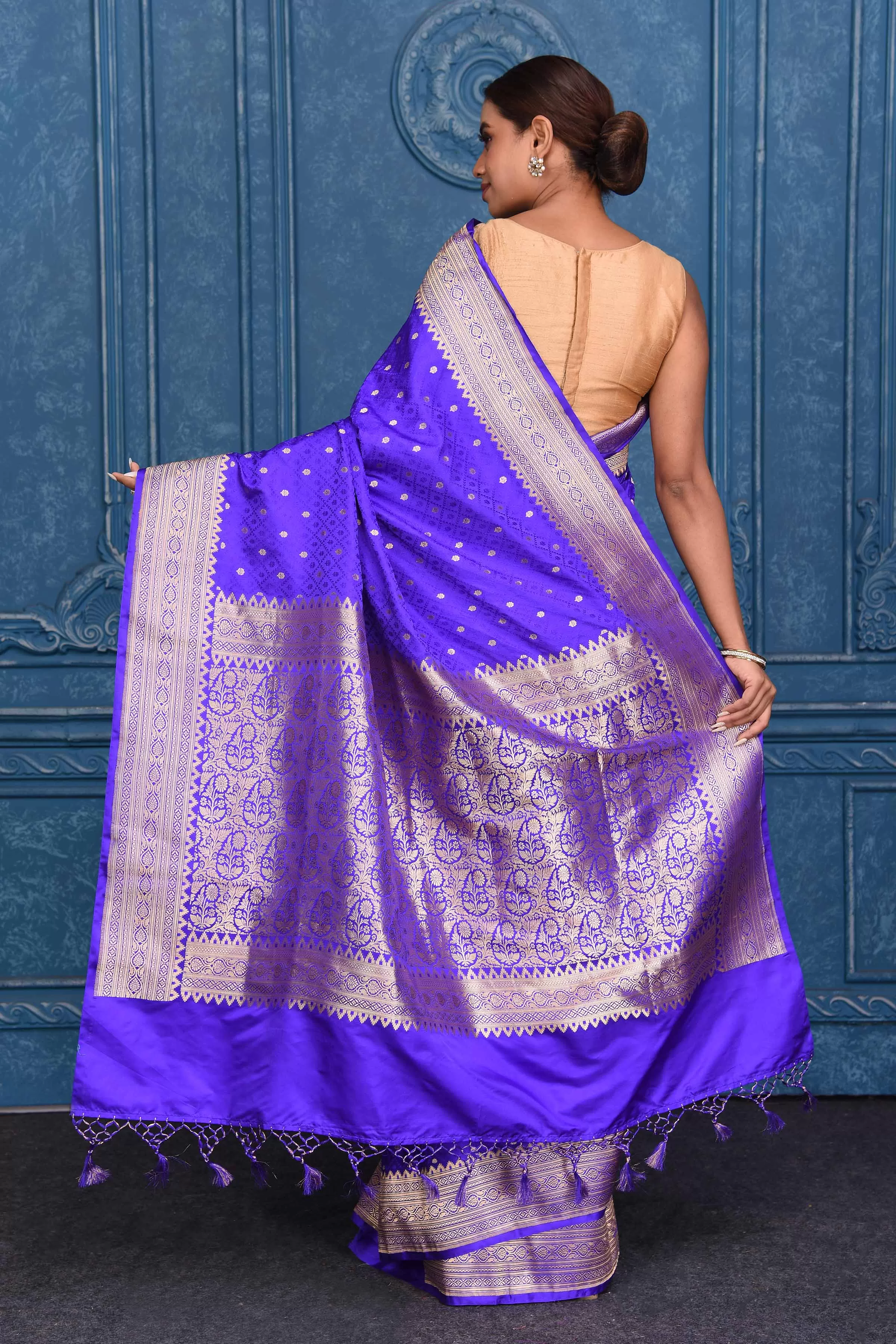 91A181 Blue Tanchoi Silk Banarasi Saree with Zari Border