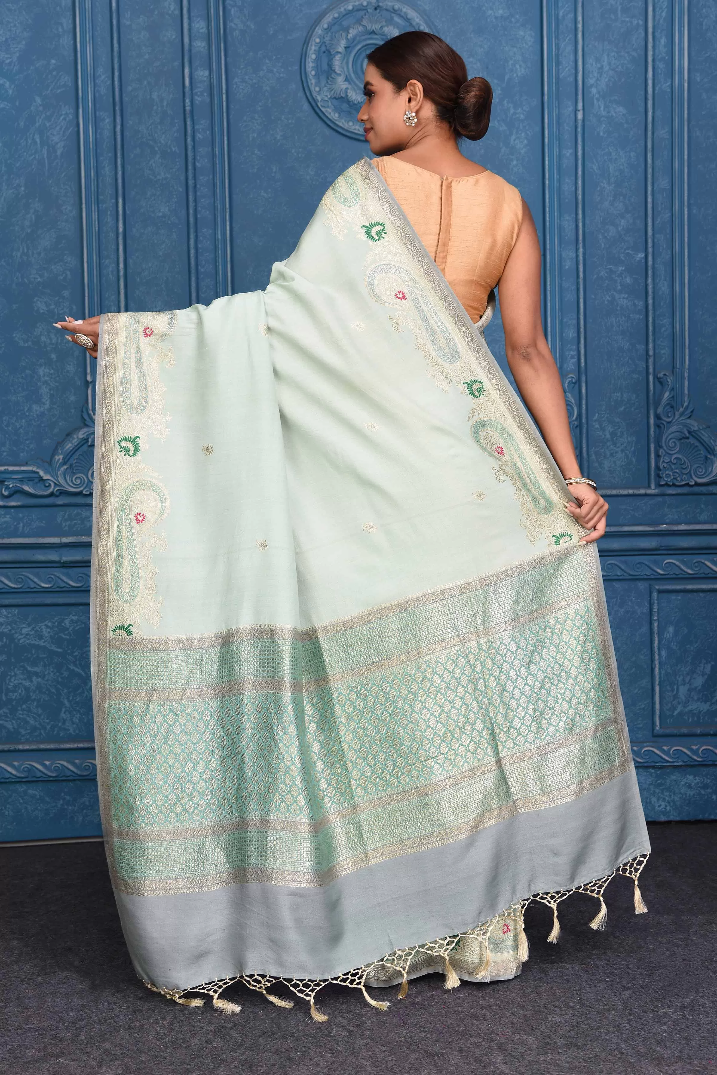 91A188 Pastel Green Tussar Banarasi Saree with Zari Border and Pallu