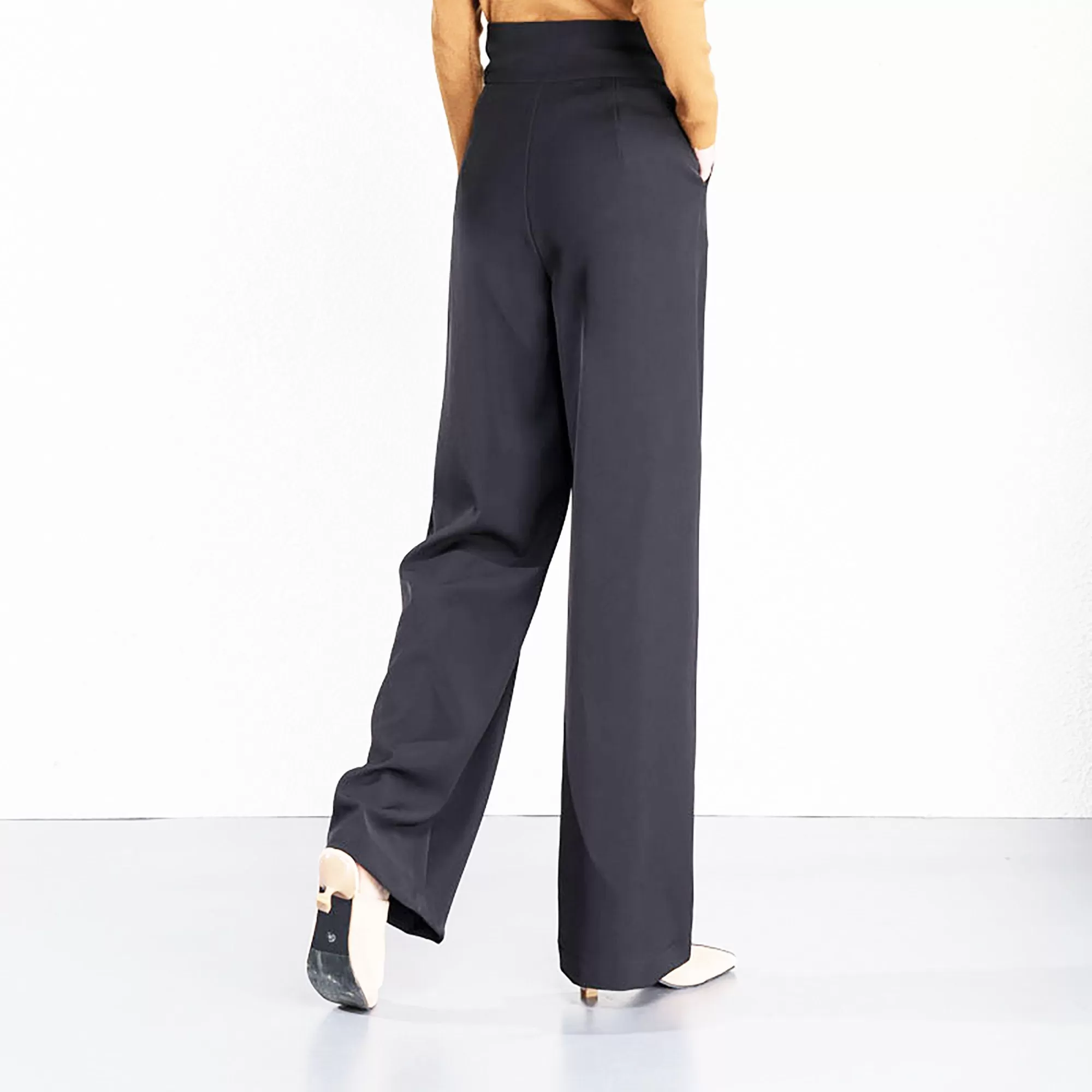 Alisa Black D-Ring Belt Wide Leg Pants