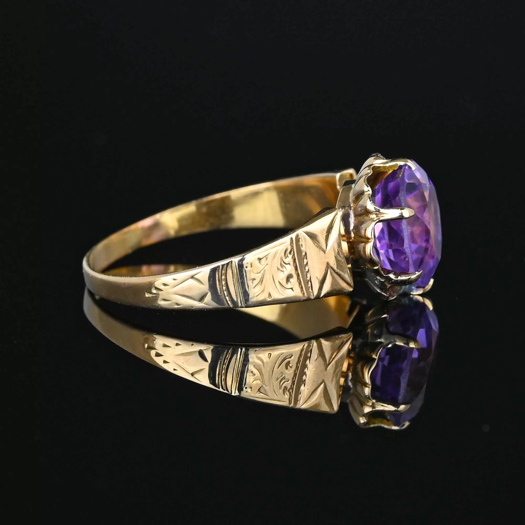 Antique Edwardian 14K Gold Pale Amethyst Ring