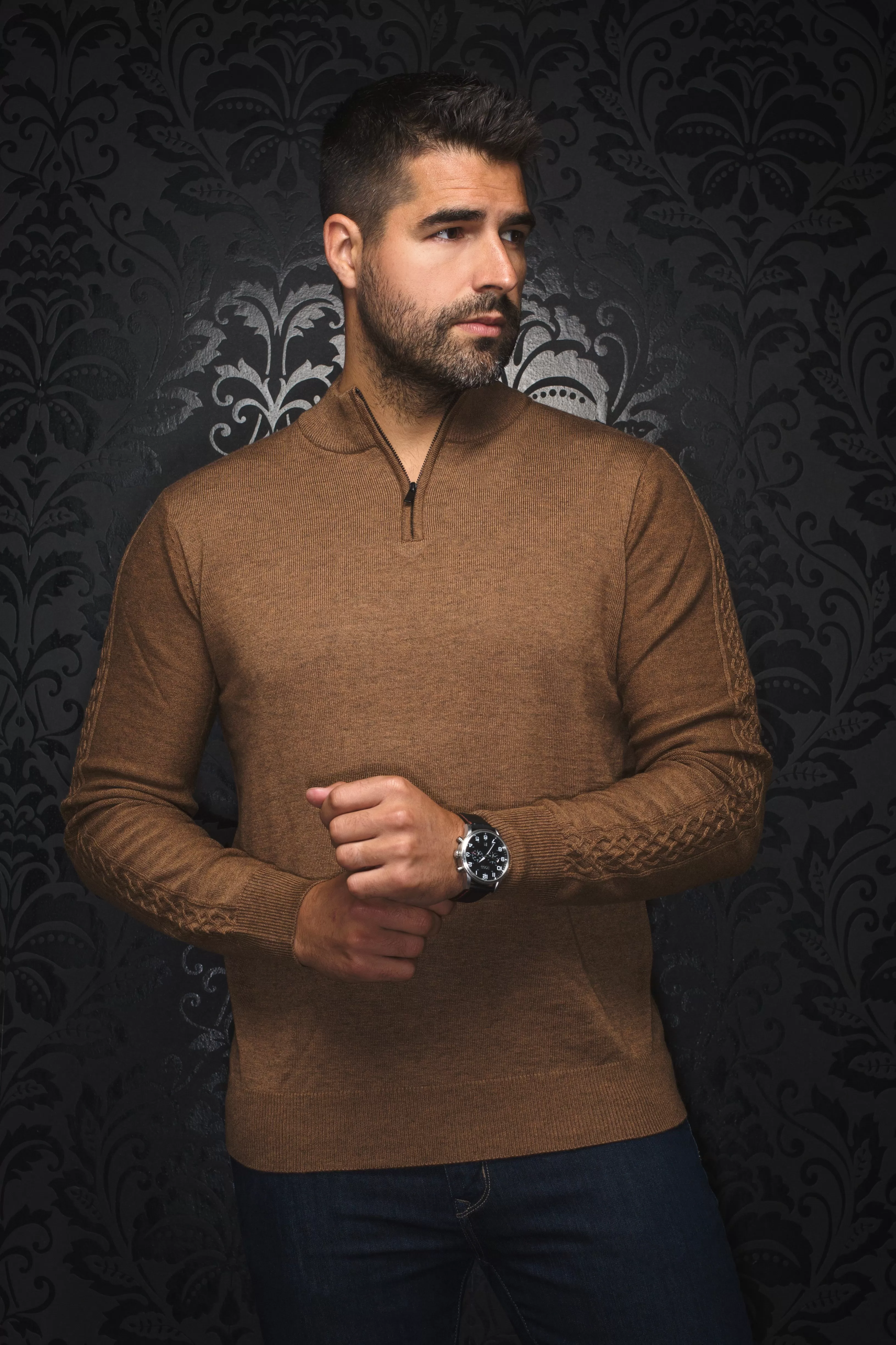 Au Noir Sweaters | Mesta Camel