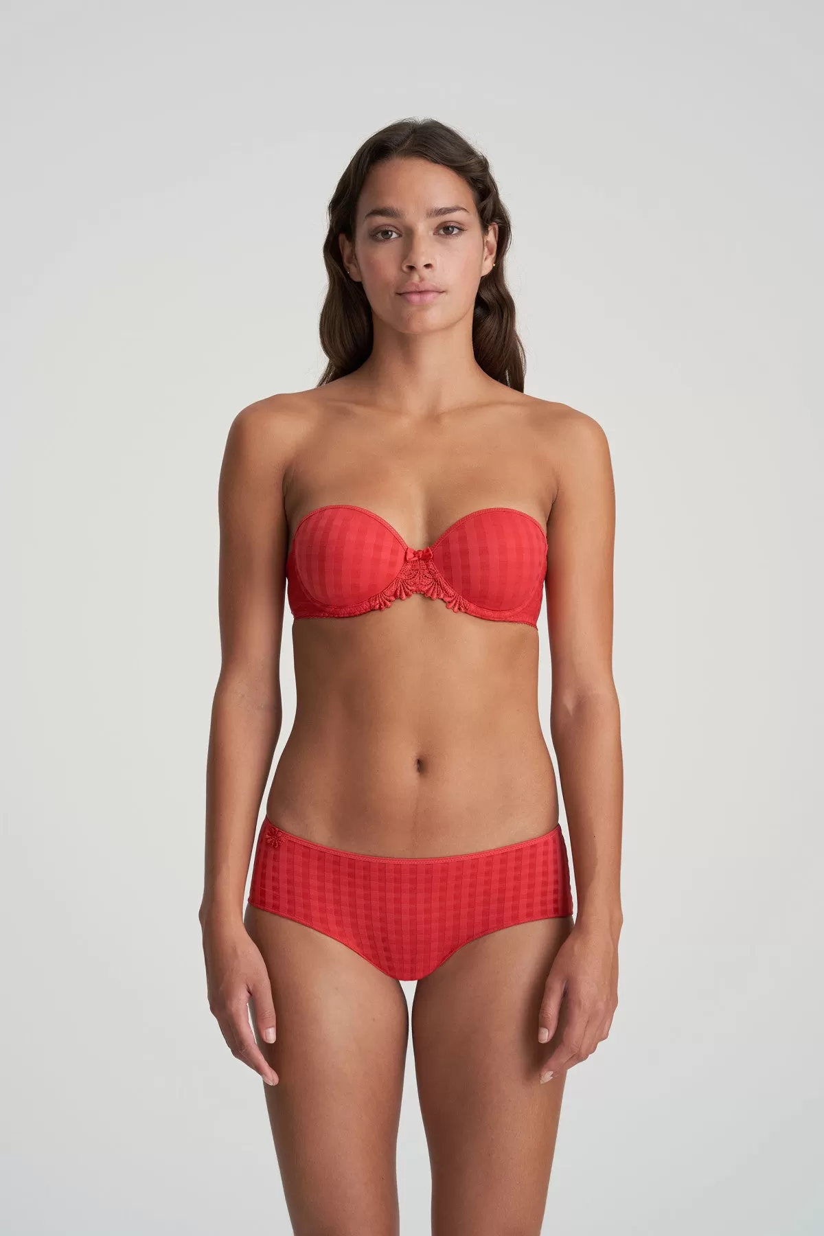 Avero Strapless Bra | Scarlet