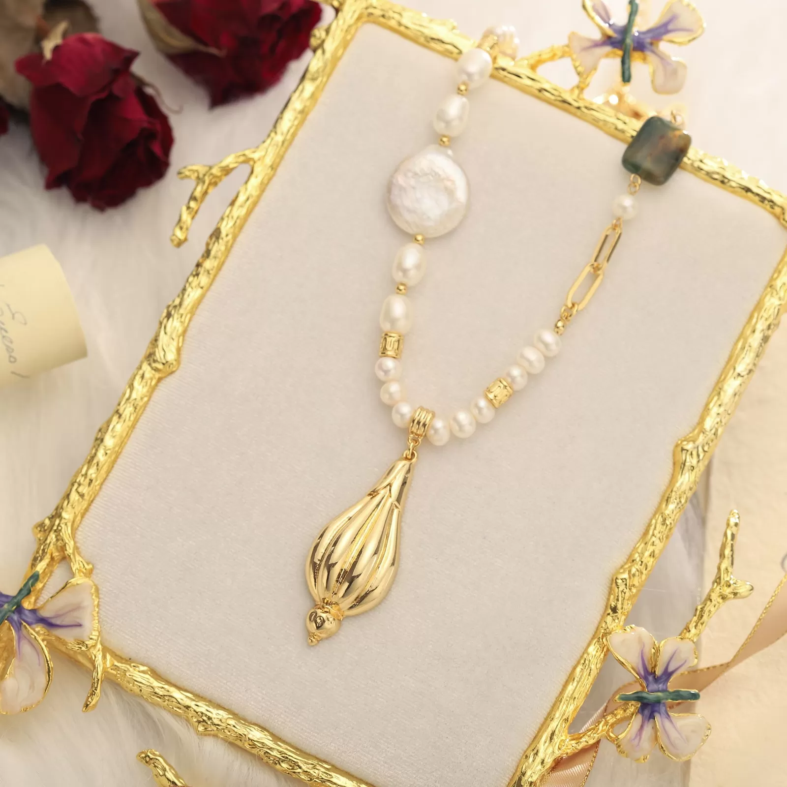 Baroque Daisy Bud Pearl Necklace