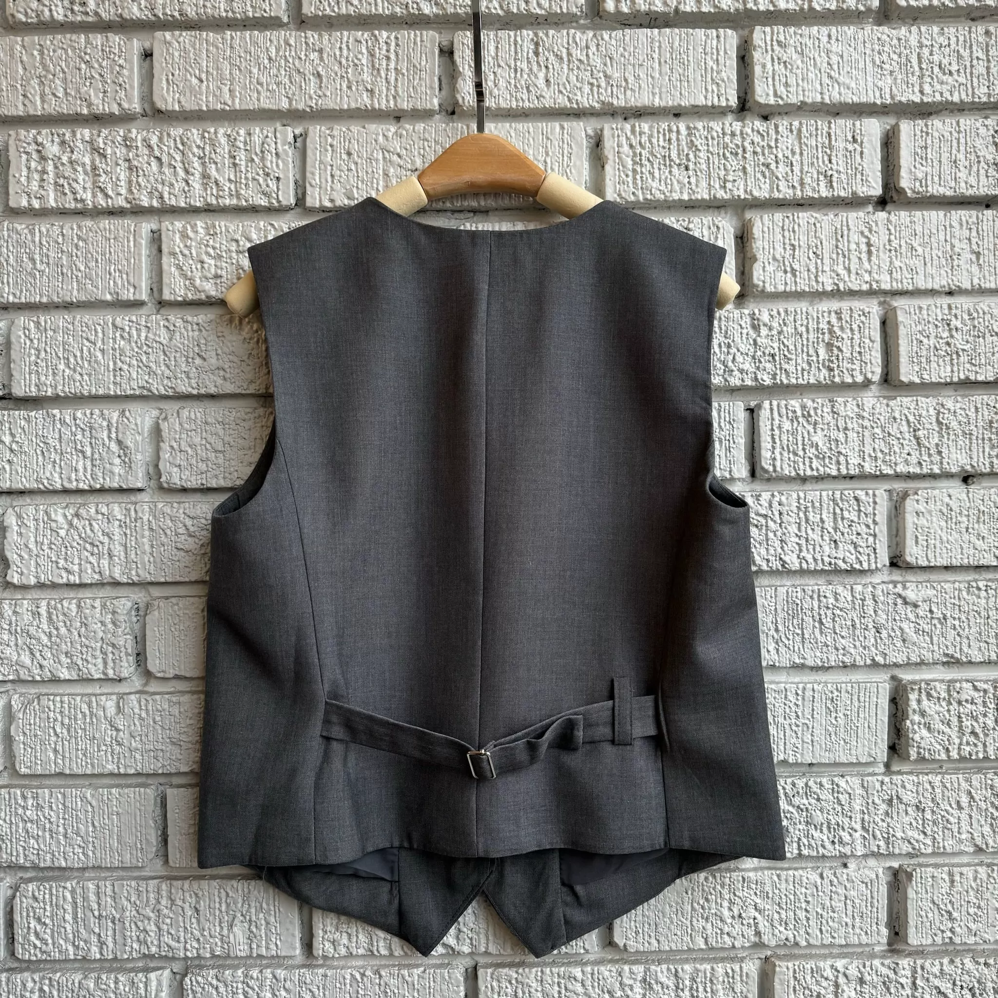 BLEEKER Vest