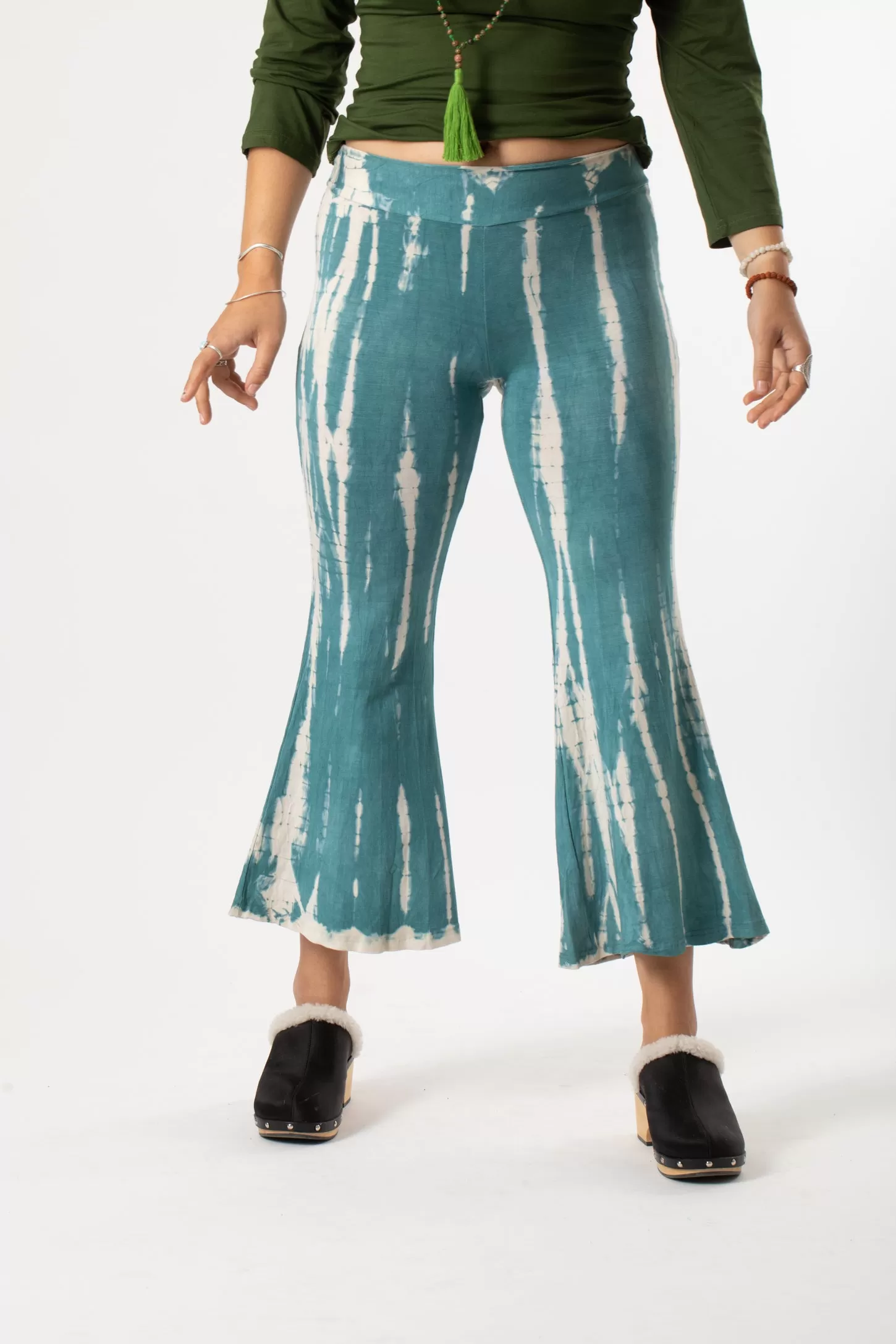 Drishti Cropped Tie Dye Flare Yoga Pants