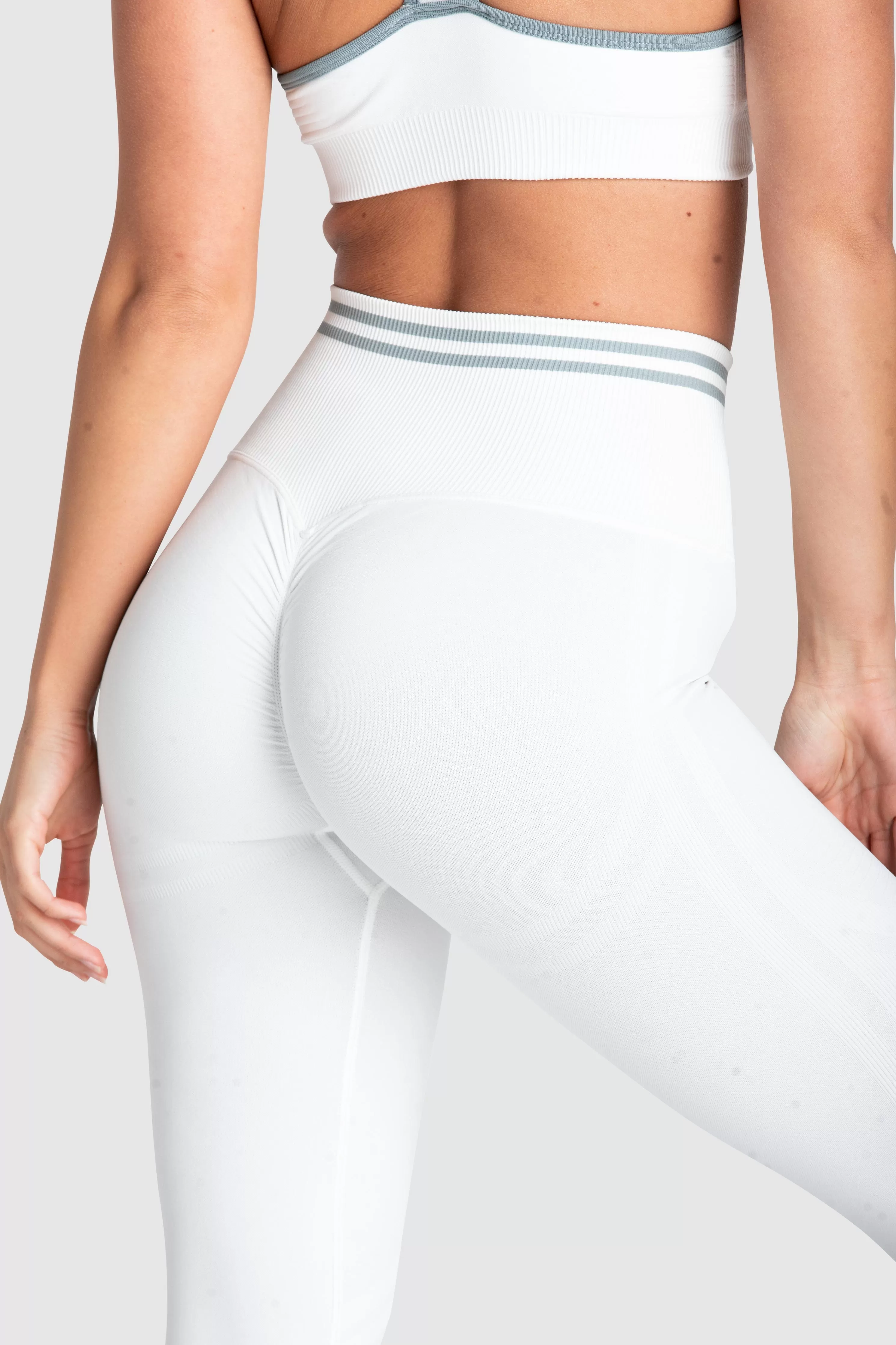 DYE Scrunch Seamless Leggings - Bright White