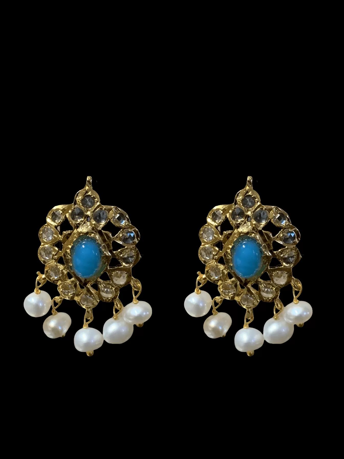 ET6 Faryal Pearl earrings  (READY TO SHIP )