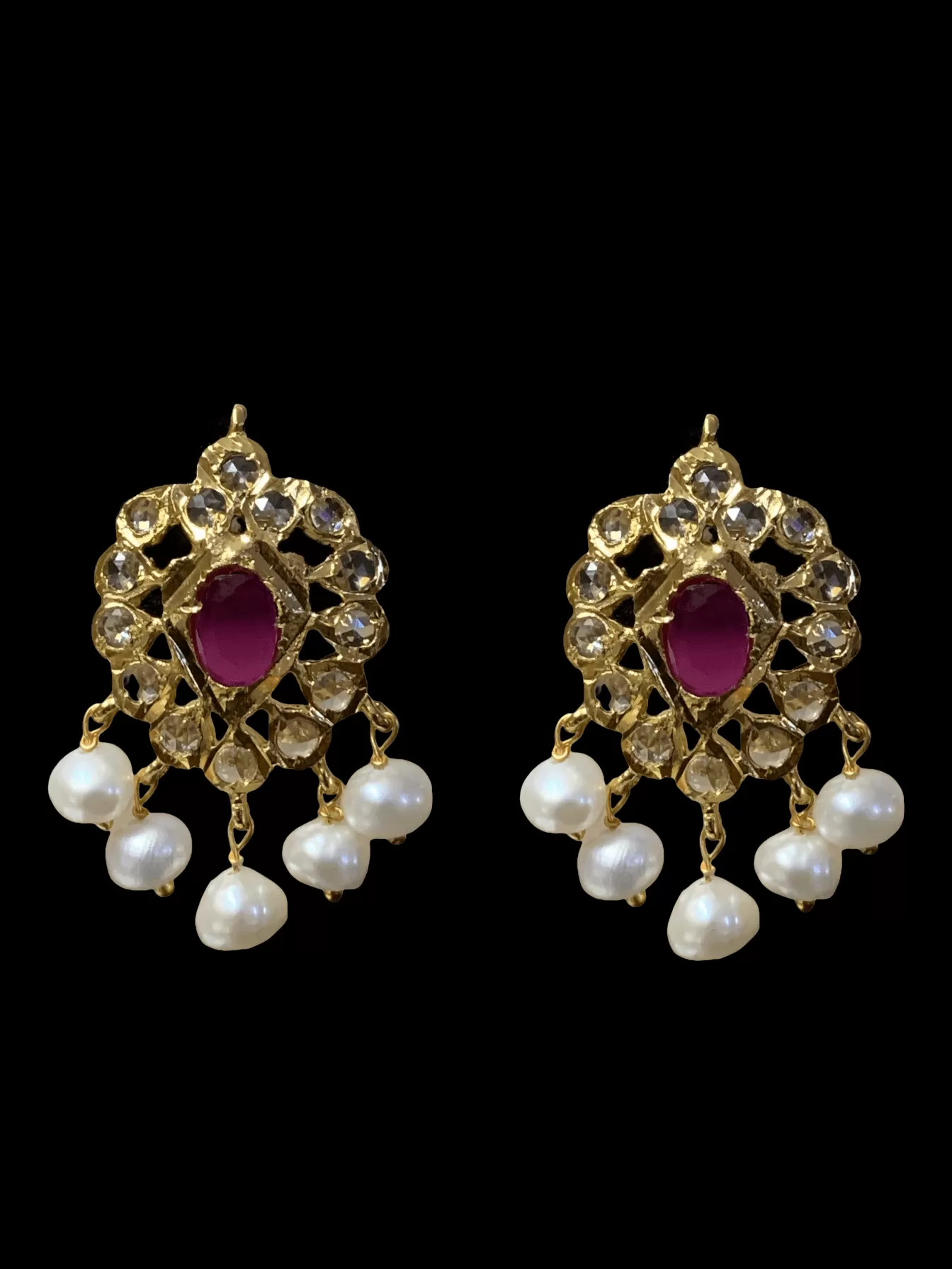 ET6 Faryal Pearl earrings  (READY TO SHIP )