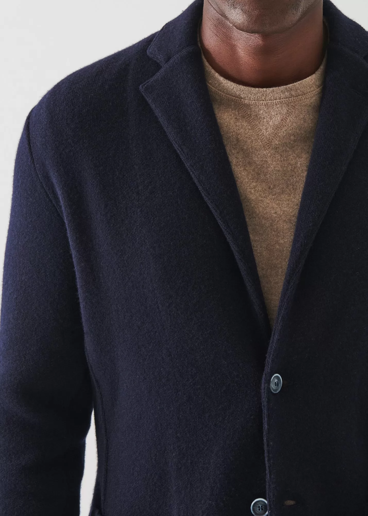 ITALIAN CASHMERE TWO-BUTTON BLAZER