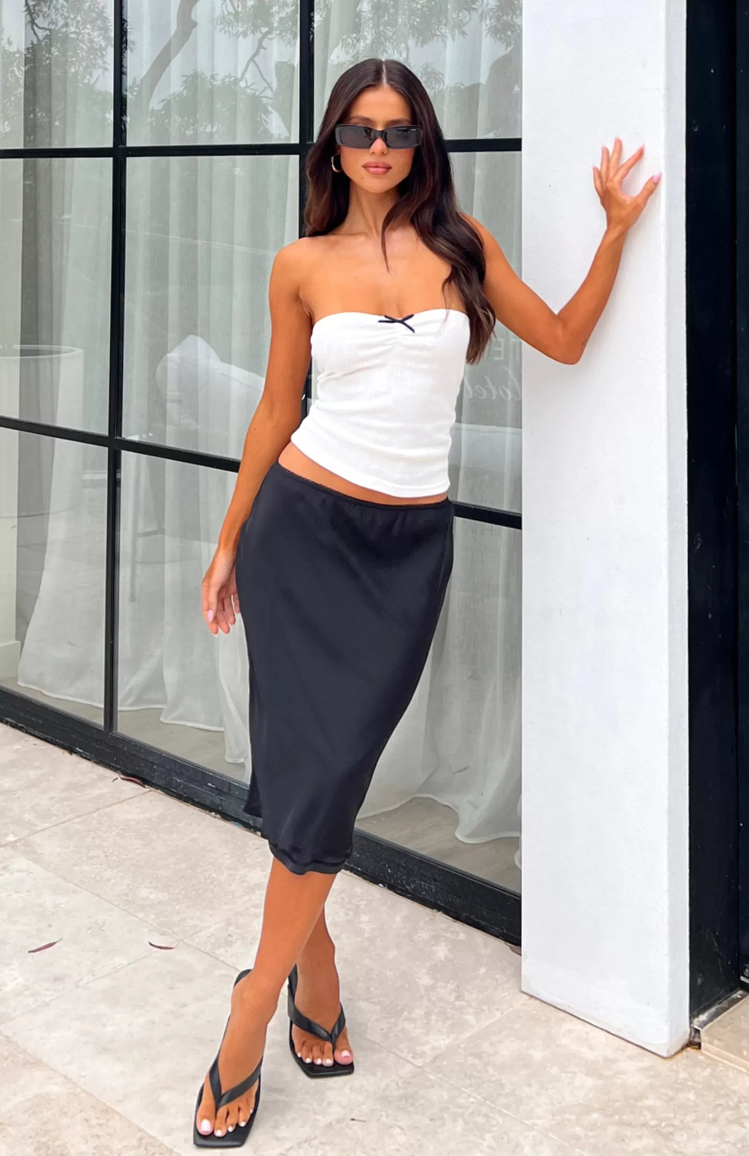 Living In A Dream Midi Skirt Black