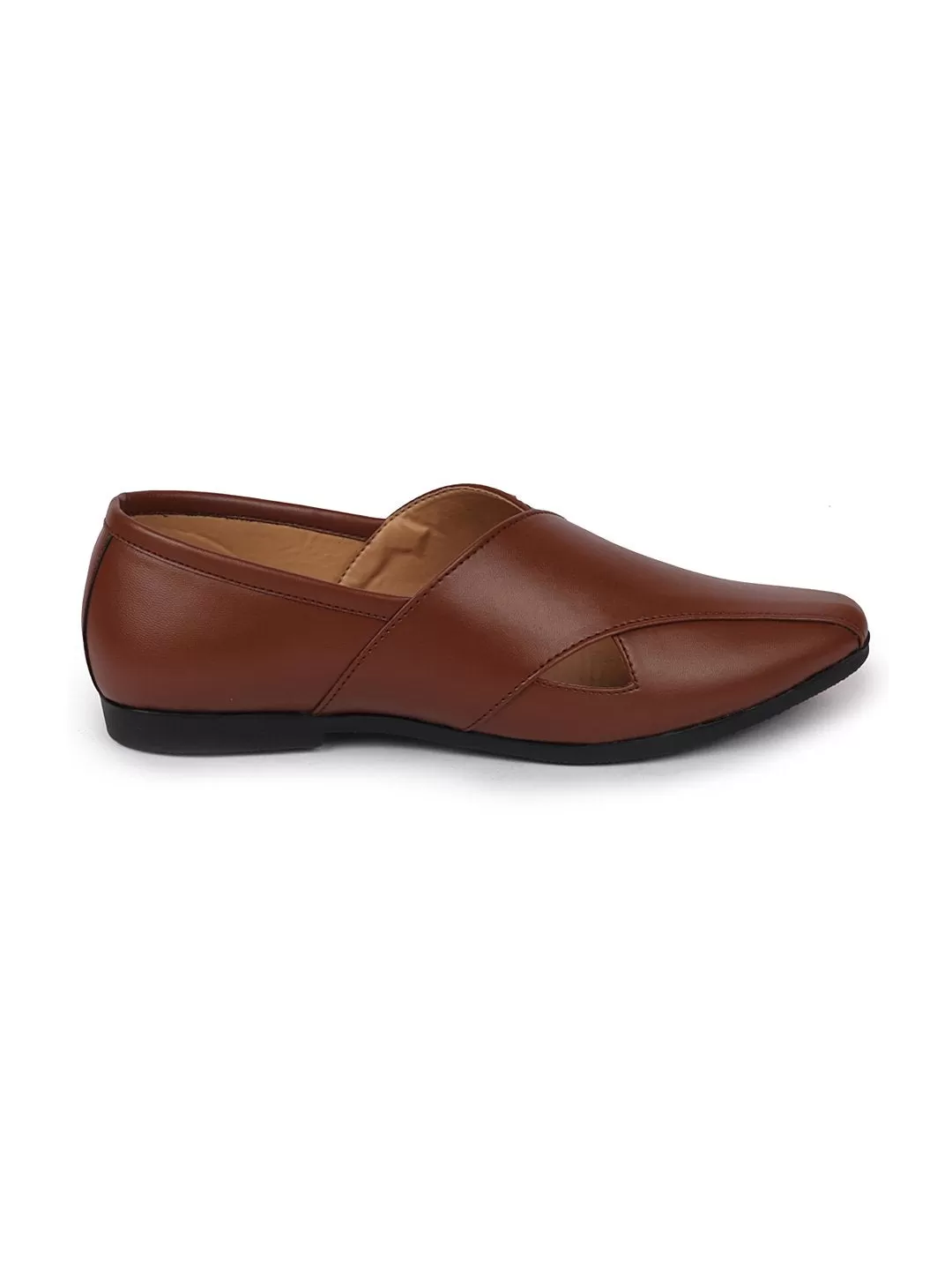 Men Ethnic Tan Criss Cross Slip On Juttis and Mojaris