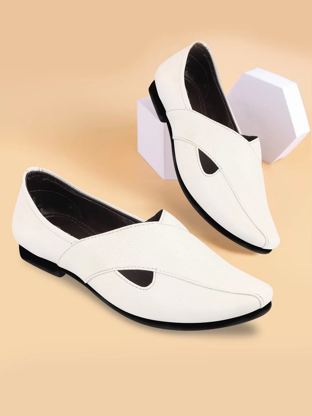 Men White Embossed Design Ethnic Party Slip On Juttis and Mojaris