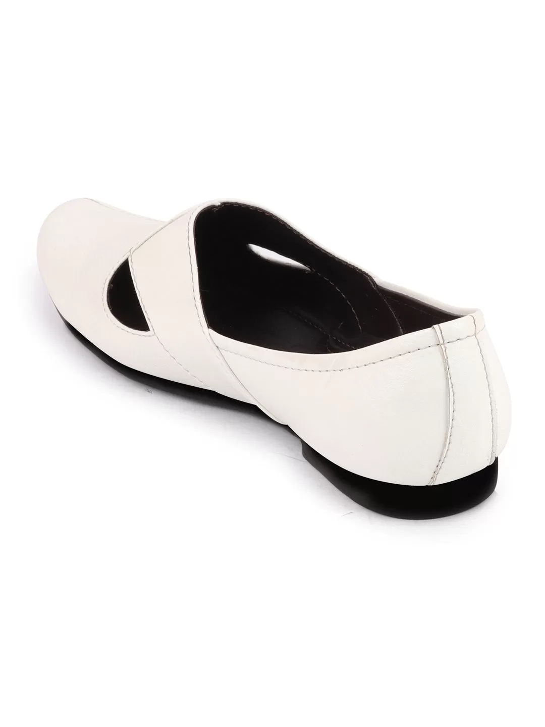 Men White Embossed Design Ethnic Party Slip On Juttis and Mojaris