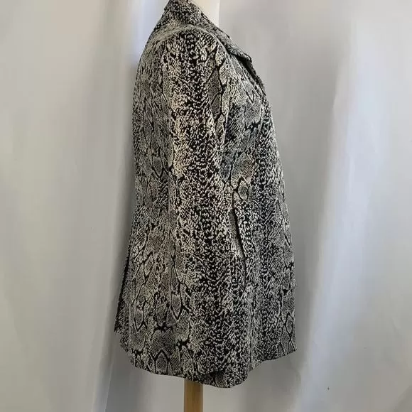 Misook AnimalPrint Shimmer Jacket With Shell