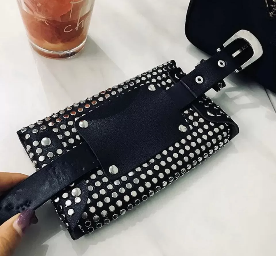 Pocket Belt with Stud Bordeaux