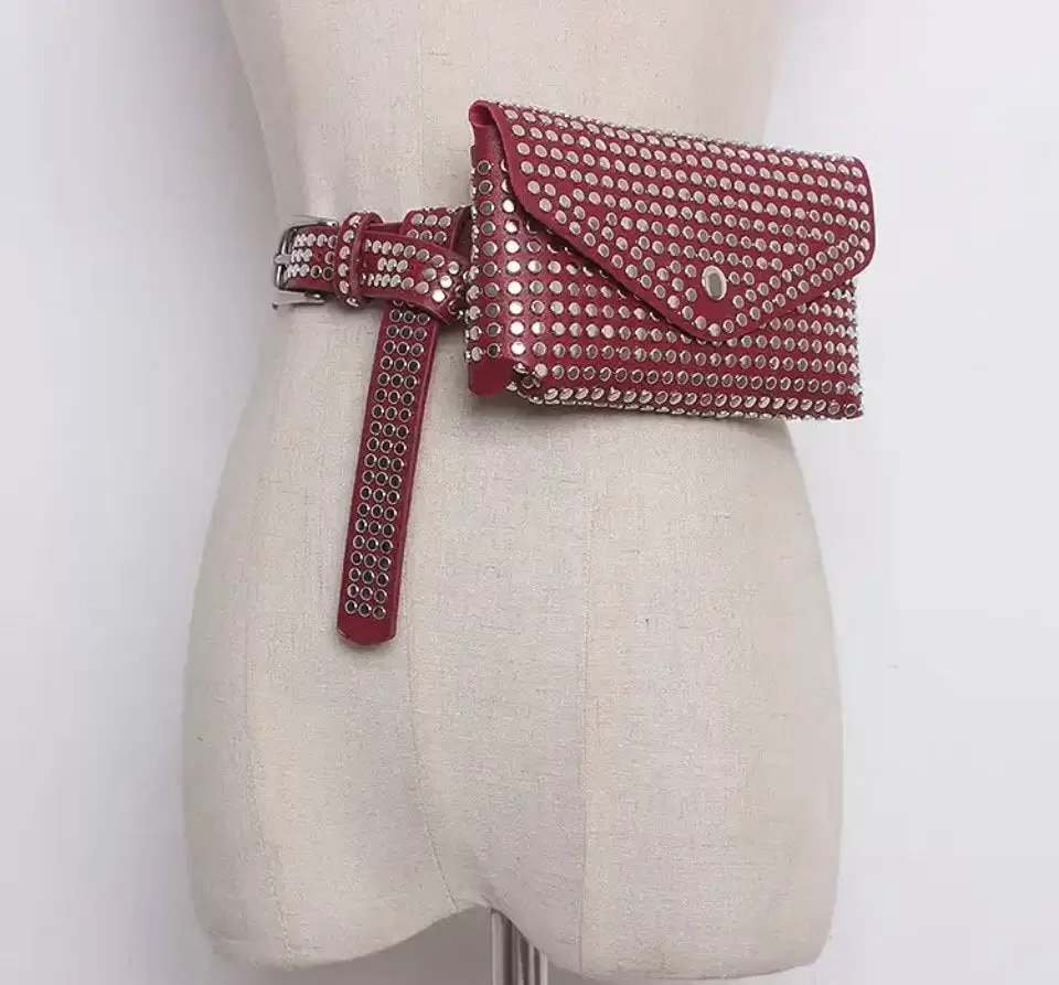 Pocket Belt with Stud Bordeaux