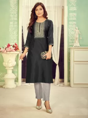 Pretty Black Silk Cotton 3/4th Sleeve Kurti