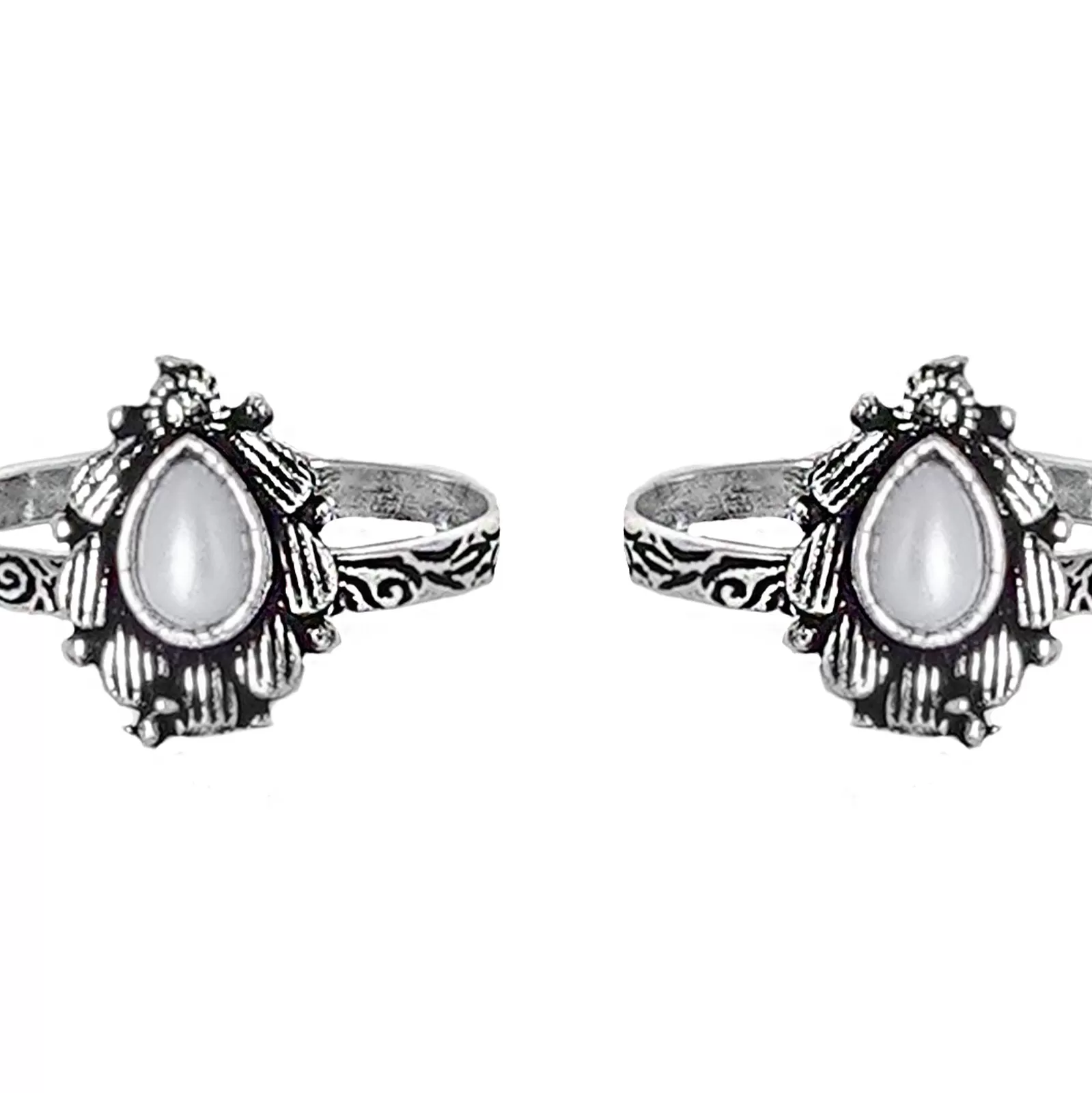 Teejh Pravya White Stone Silver Oxidised Toe Rings