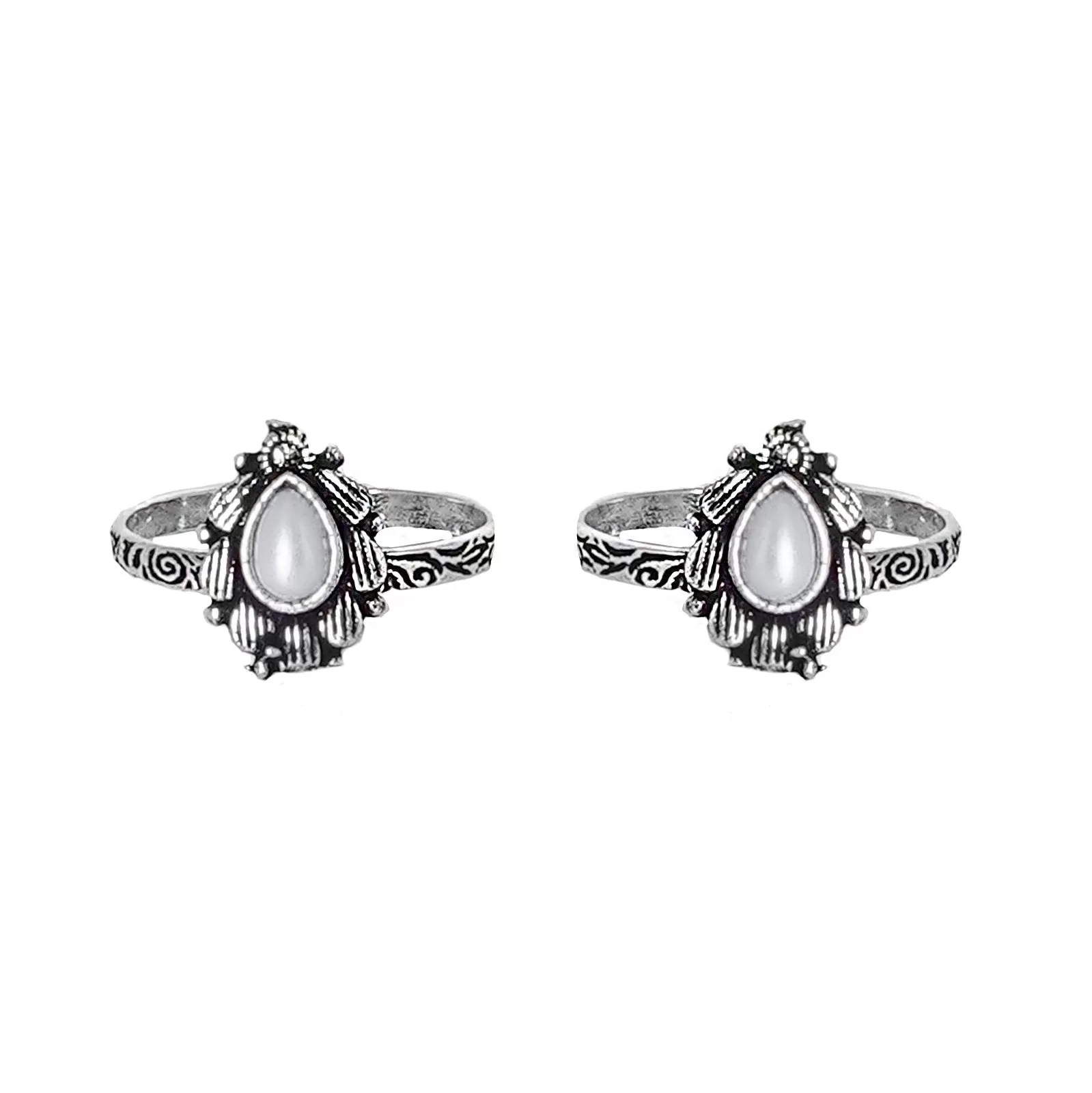 Teejh Pravya White Stone Silver Oxidised Toe Rings