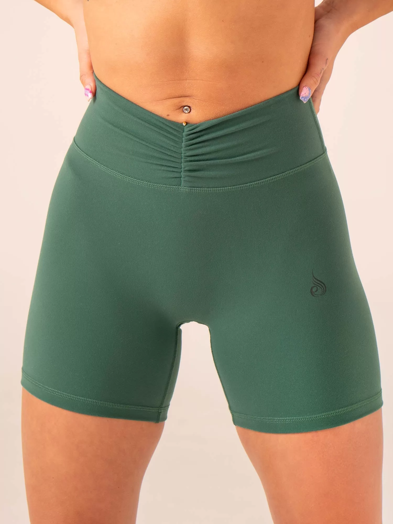 Tempo Shorts - College Green