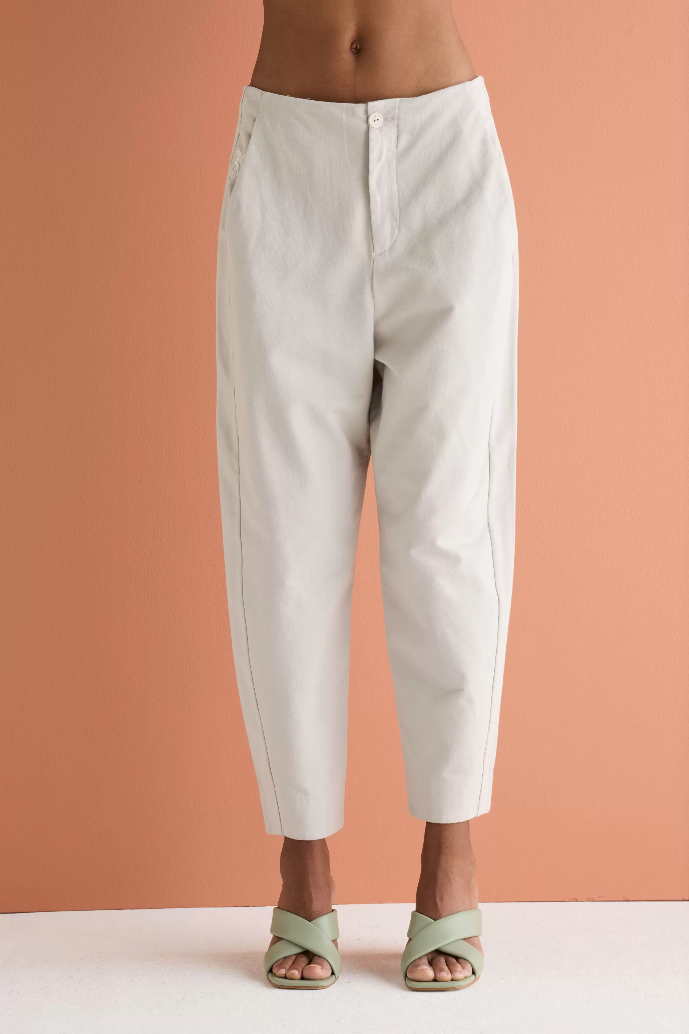 Trousers Carrot Garment Dyed 07MU 2261