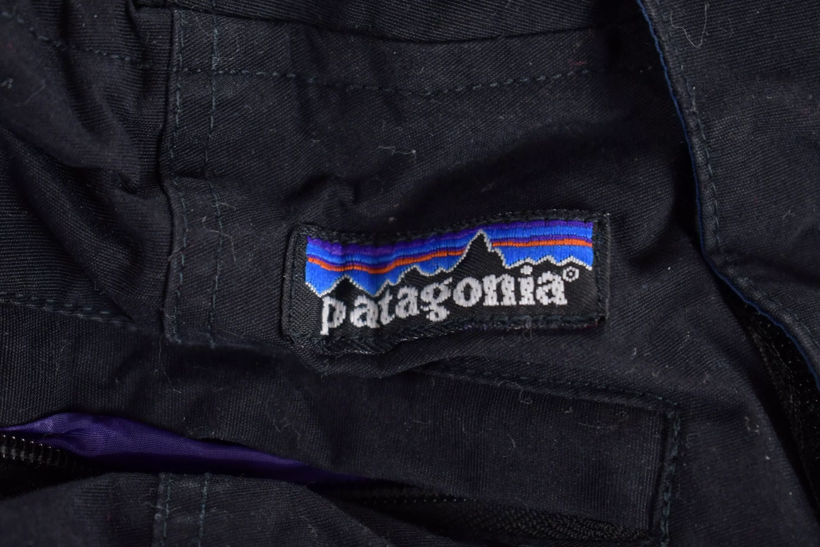 Vintage 1990s Patagonia Black Snow Pants Size 30 x 26.5 / American Vintage / Streetwear / Vintage Pants / Vintage Sweat Pants