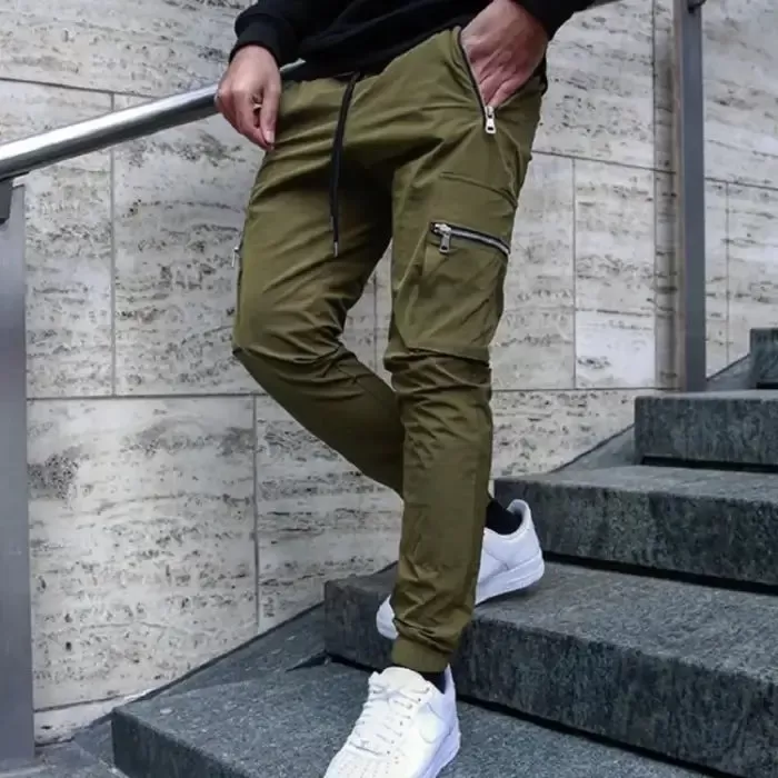 Zip Pocket Cargo Pants: The Ultimate Street Style Staple!